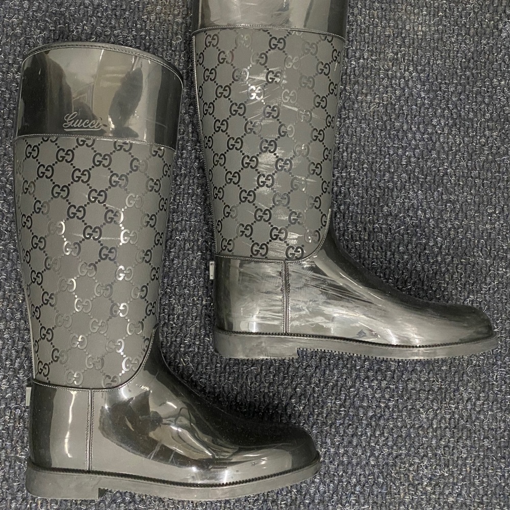 Gucci Rainboots - image 8